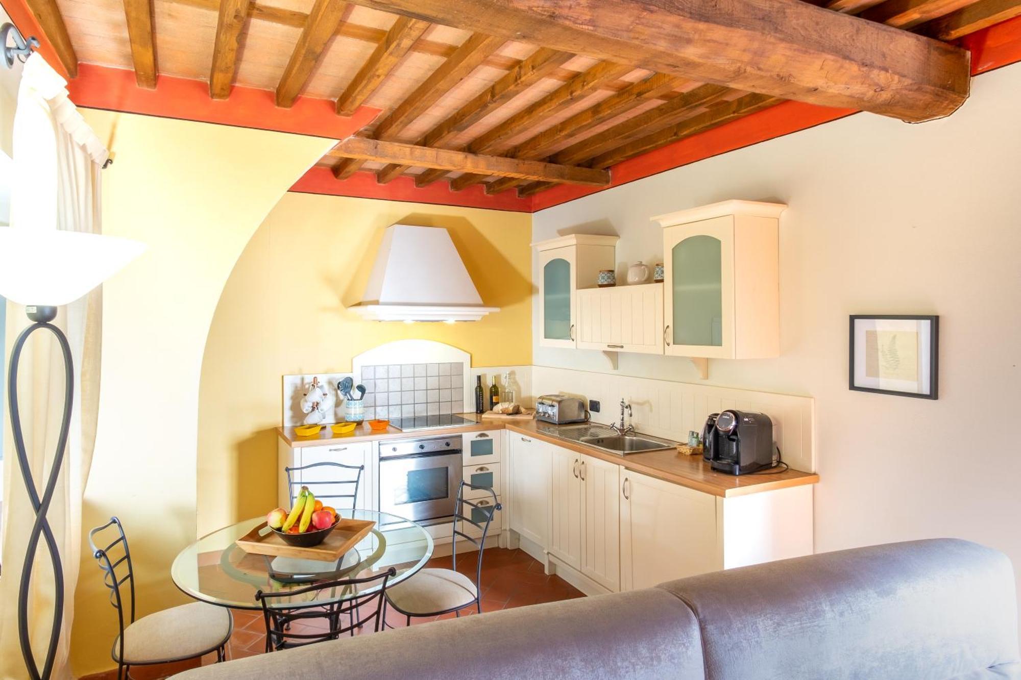 Tenuta Guinigi Antico Borgo Di Matraia - Exclusive Holidays Apartments & Pool Lucca Eksteriør bilde